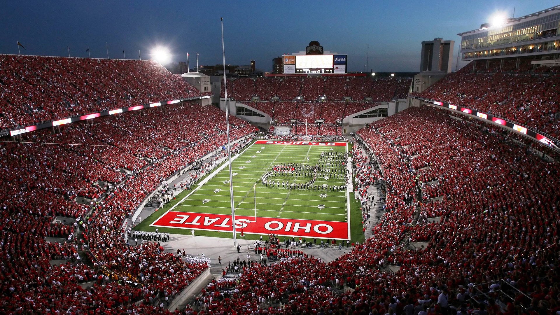 麦肯齐：凭借超快的启动速度和精确的传球，带动全黑队进攻节奏